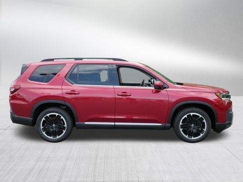 Used 2026 Honda Pilot image 8
