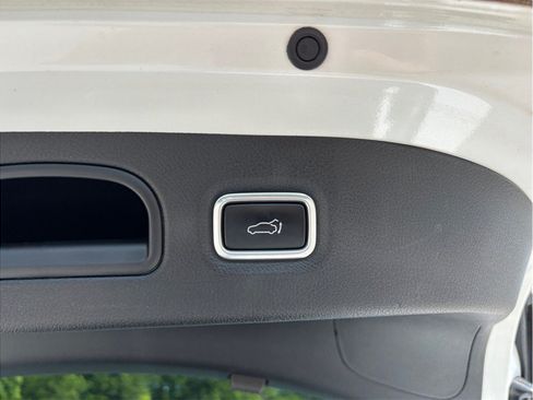 Used 2022 Kia Stinger GT2 image 52