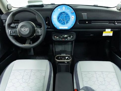 Certified 2025 MINI Cooper S image 21