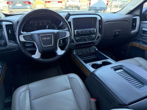 Used 2018 GMC Sierra 1500 SLT w/ SLT Premium Package image 16