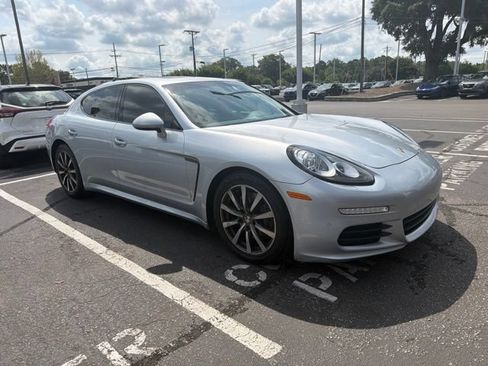 Used 2015 Porsche Panamera w/ Premium Package Plus RWD image 9