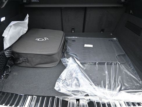 New 2026 Porsche Cayenne S image 21