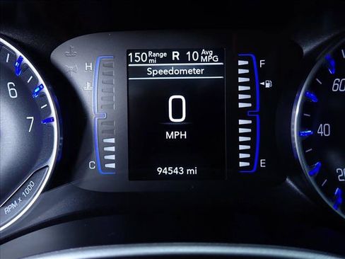 Used 2022 Chrysler Voyager LX FWD image 24