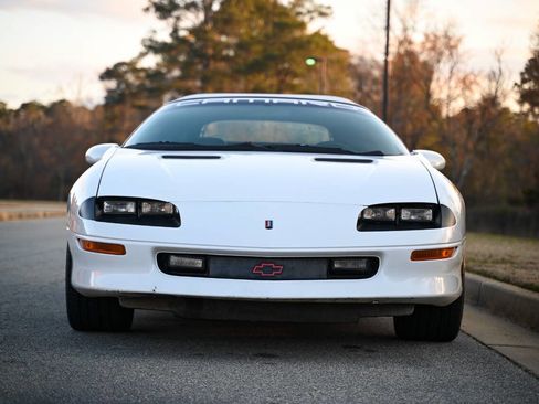 Used 1997 Chevrolet Camaro Z28 image 22