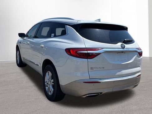 Used 2021 Buick Enclave Essence w/ Sound and Sites Package AWD/4WD image 3