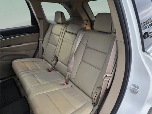 Used 2018 Jeep Grand Cherokee Overland image 20