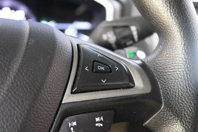 Used 2019 Ford Fusion SE AWD/4WD image 19
