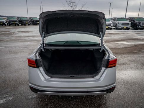 Used 2024 Nissan Altima 2.5 SV image 12