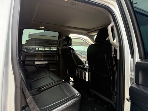 Used 2017 Ford F250 Lariat w/ Lariat Ultimate Package image 20