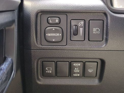 Used 2024 Toyota 4Runner Limited RWD image 14