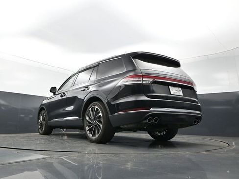 Used 2023 Lincoln Aviator Reserve w/ Equipment Group 201A AWD/4WD image 23