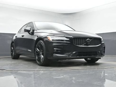 Used 2024 Volvo S60 B5 Plus w/ Climate Package FWD image 33