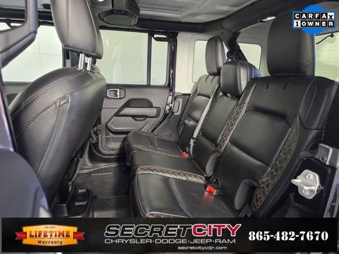 Used 2021 Jeep Wrangler Unlimited Sahara image 27