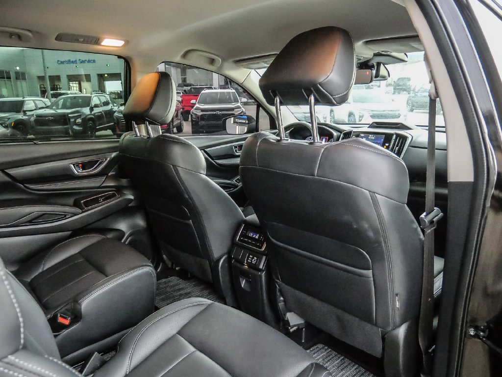 Used 2023 Subaru Ascent Limited AWD/4WD image 23