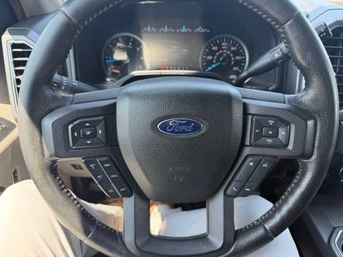 Used 2016 Ford F150 XLT w/ Equipment Group 302A Luxury AWD/4WD image 23
