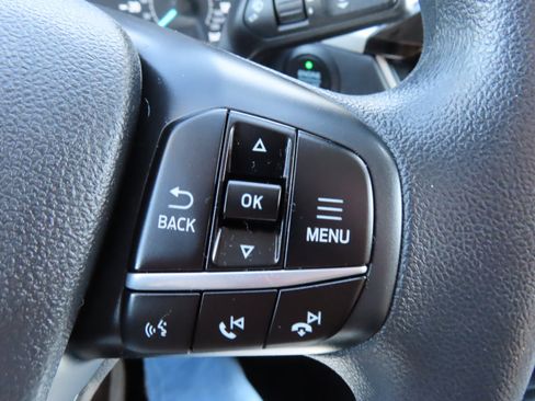 Used 2022 Ford Escape SE image 26