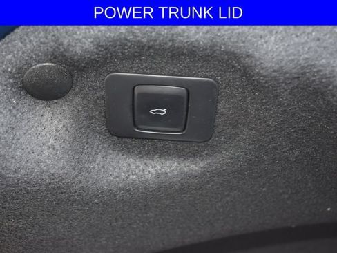Used 2020 Lincoln MKZ Reserve w/ Elements Package AWD/4WD image 10