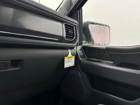 New 2025 Ford F150 Lightning Flash AWD/4WD image 32
