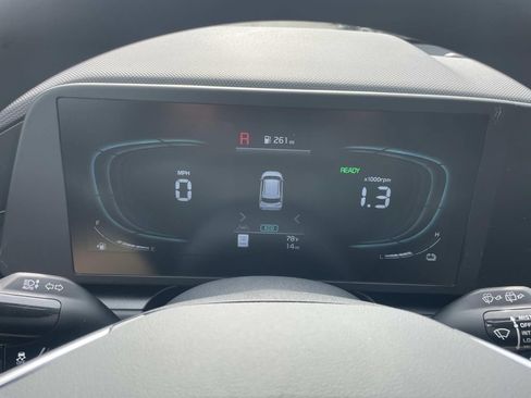 New 2026 Kia Niro LX FWD image 13