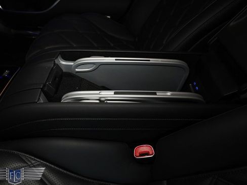 Used 2024 Mercedes-Benz Maybach S 580 4MATIC image 34