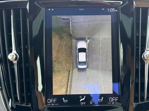 Used 2017 Volvo S90 T6 Momentum w/ Vision Package image 24