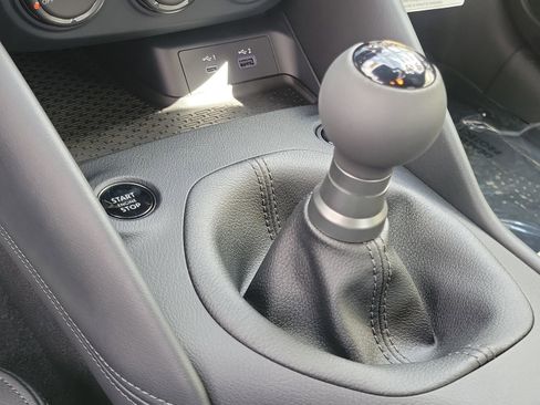 New 2025 Nissan Z Performance w/ Floor Mat Package image 25