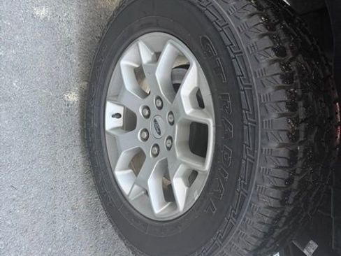 Used 2023 Ford F150 XLT AWD/4WD image 8