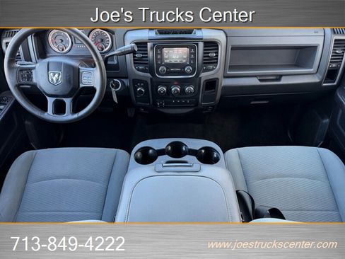 Used 2017 RAM 3500 Tradesman w/ Chrome Appearance Group image 12
