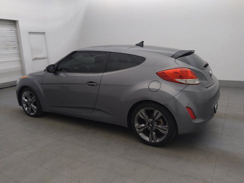 Used 2016 Hyundai Veloster w/ Option Group 03 FWD image 3