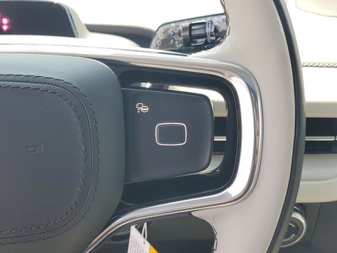 New 2026 Lincoln Navigator L Reserve AWD/4WD image 18
