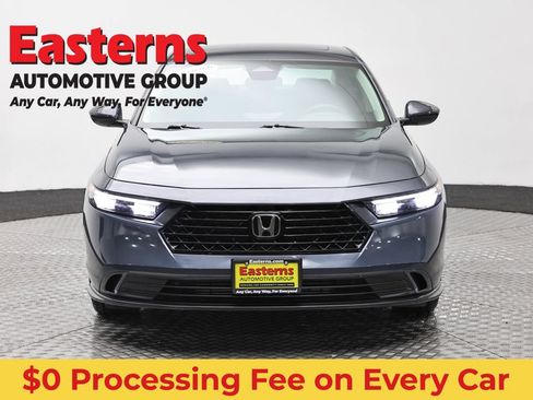 Used 2024 Honda Accord EX image 2