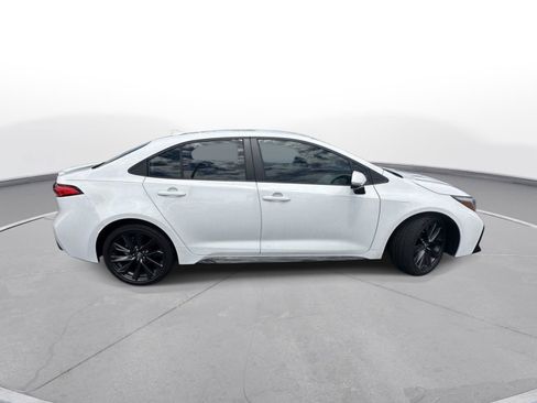 Used 2024 Toyota Corolla SE FWD image 5