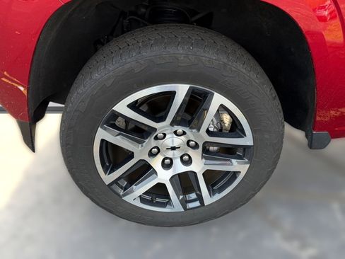 Used 2023 Chevrolet Colorado Z71 w/ Z71 Convenience Package 2 image 9