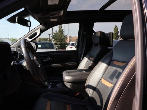 Used 2021 GMC Yukon AT4 w/ Rear Media and Nav Package AWD/4WD image 18