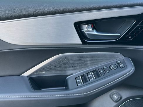 Certified 2025 Acura MDX SH-AWD w/ Technology Package image 12