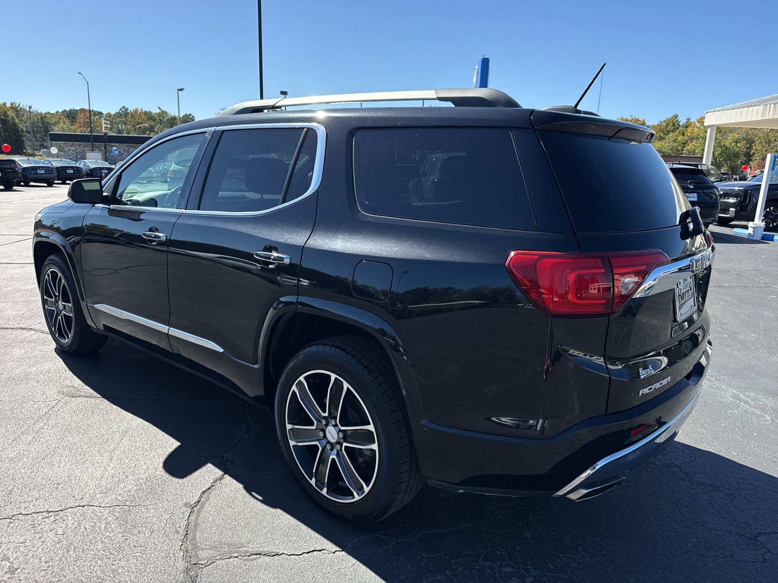 Used 2019 GMC Acadia Denali AWD/4WD image 5