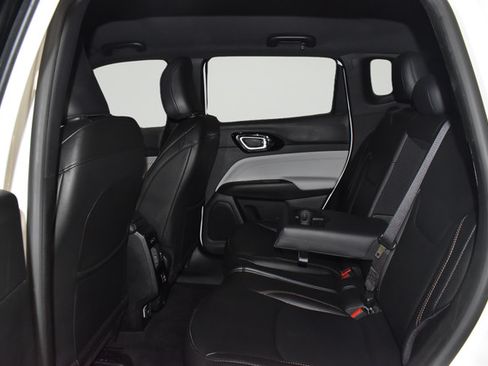 Used 2024 Jeep Compass Limited AWD/4WD image 21