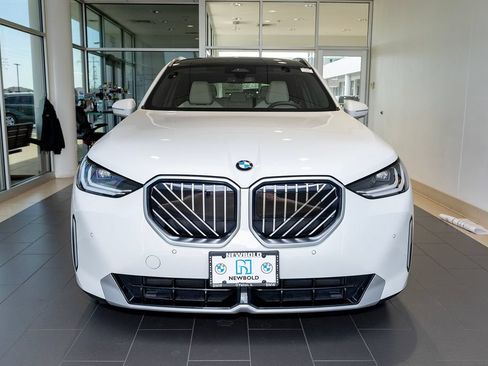 Used 2025 BMW X3 xDrive30i w/ Convenience Package AWD/4WD image 12