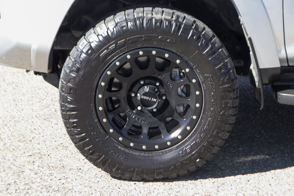 Used 2022 Toyota 4Runner TRD Off-Road Premium w/ Moonroof Package AWD/4WD image 40