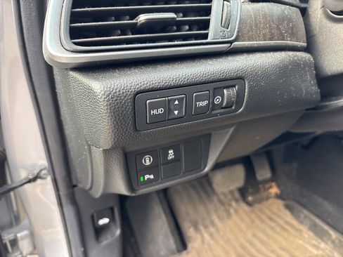 Used 2019 Honda Accord Touring image 17