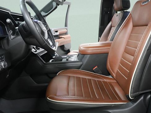 Used 2025 GMC Sierra 2500 Denali Ultimate image 23