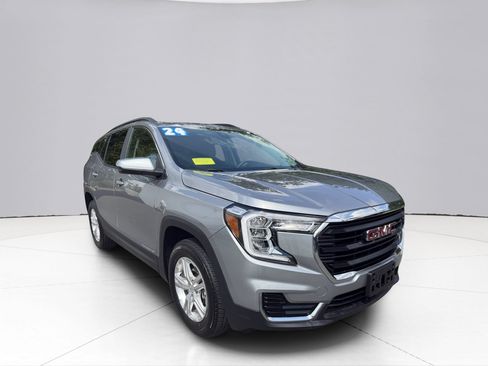 Used 2024 GMC Terrain SLE w/ Driver Convenience Package AWD/4WD image 7