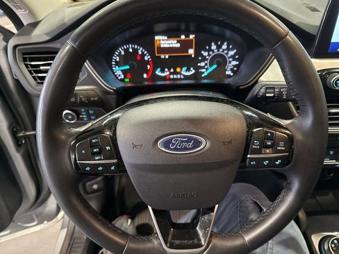 Used 2022 Ford Escape SEL image 22