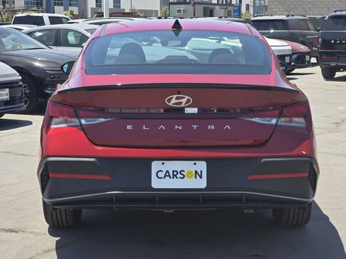 New 2025 Hyundai Elantra Sport image 7