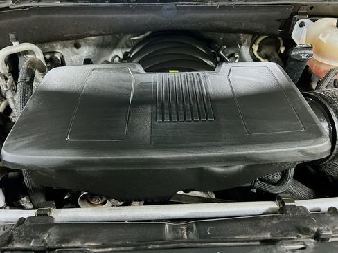 Used 2022 Chevrolet Silverado 1500 LTZ w/ LTZ Premium Package image 32