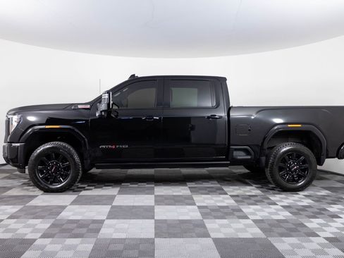 Used 2024 GMC Sierra 3500 AT4 w/ AT4 Premium Plus Package image 3