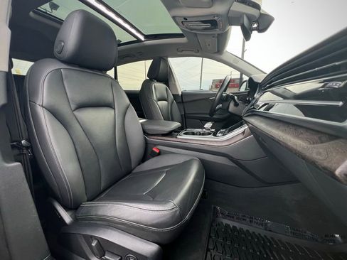Used 2020 Audi Q8 Premium Plus w/ Premium Plus Package image 29