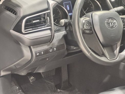 Used 2023 Toyota Camry LE image 17