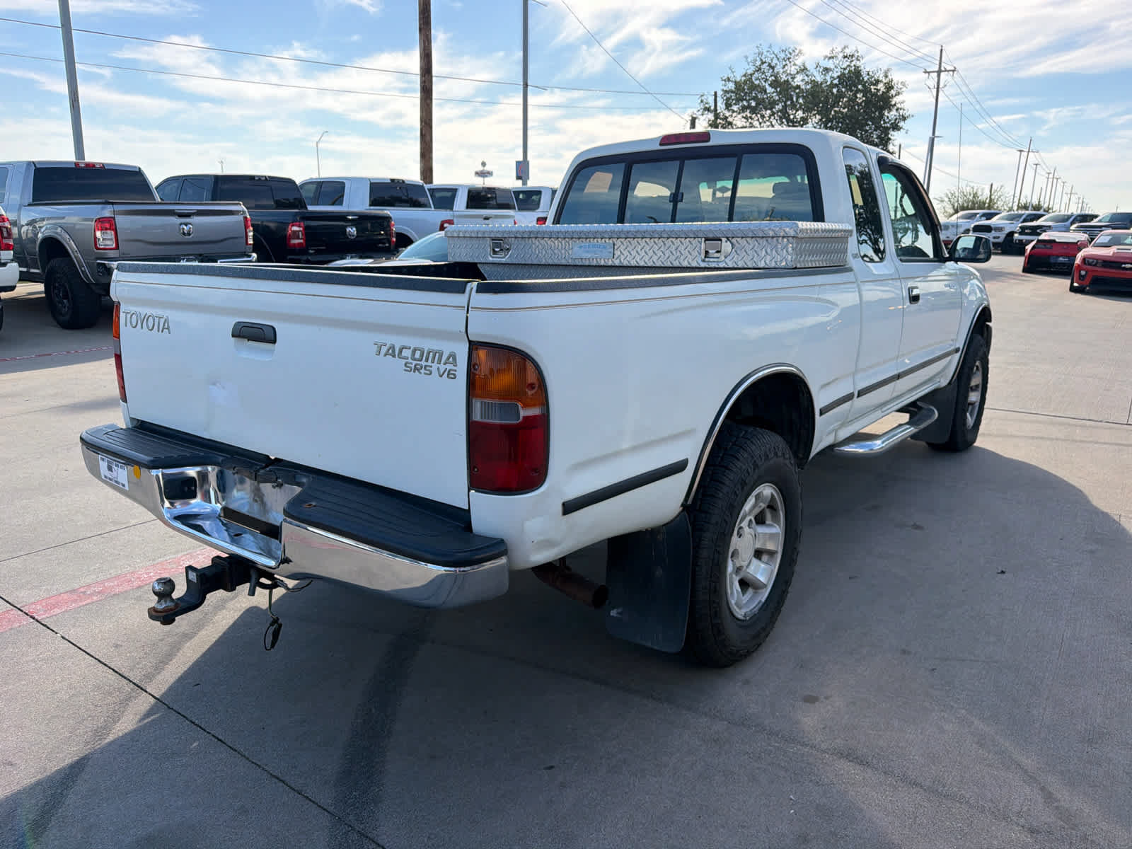Used 1998 Toyota Tacoma 4x4 Xtracab V6 w/ SR5 Pkg image 5