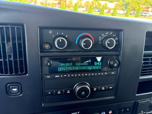 Used 2019 Chevrolet Express 3500 LT w/ LT Preferred Equipment Group image 29